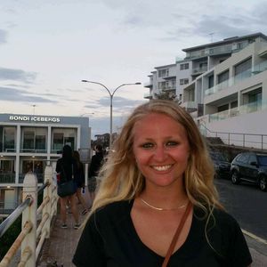 Meet your Posher, Jasmine